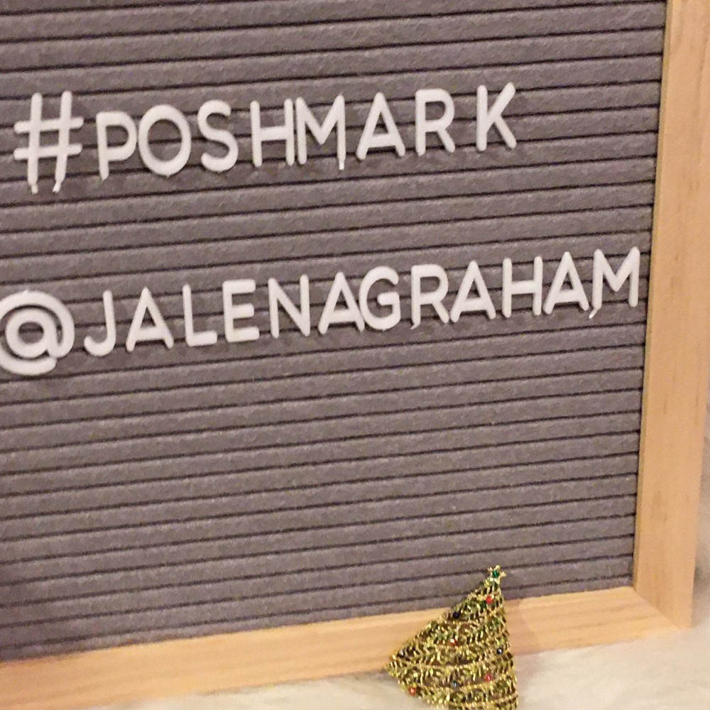 Vintage gerrys Christmas tree pin